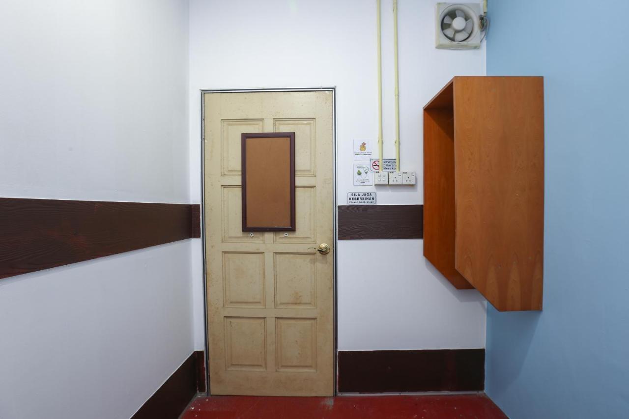 OYO 89784 Impiana Hotel Kota Bharu Esterno foto